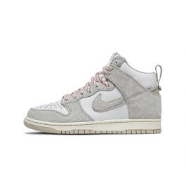 nike dunk high light orewood brown
