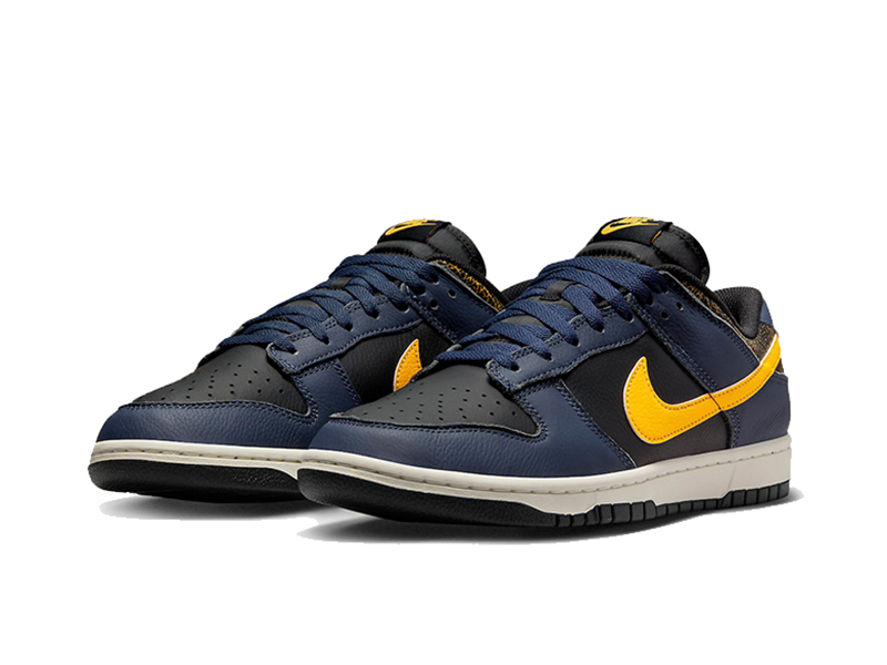 Nike Dunk Low Vintage “Michigan”