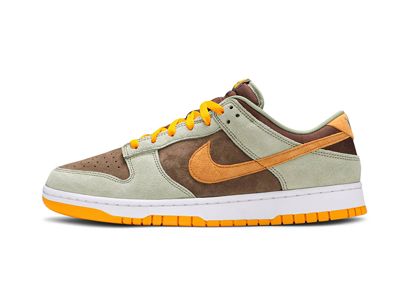 nike dunks low dusty olive