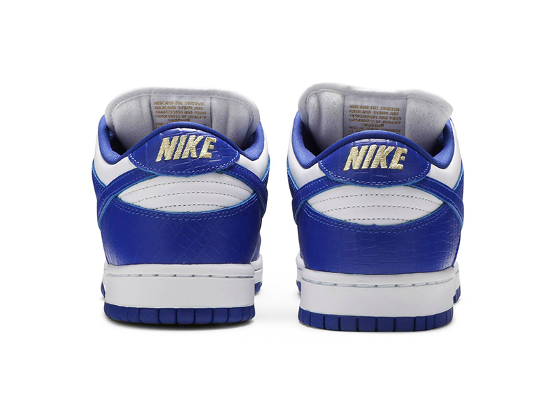 supreme dunk replica
